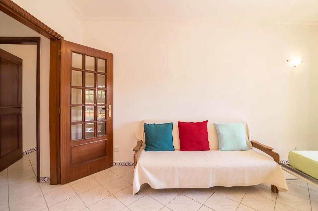 Apartmán Marjoh Al Quarteira 0*,  Portugalsko